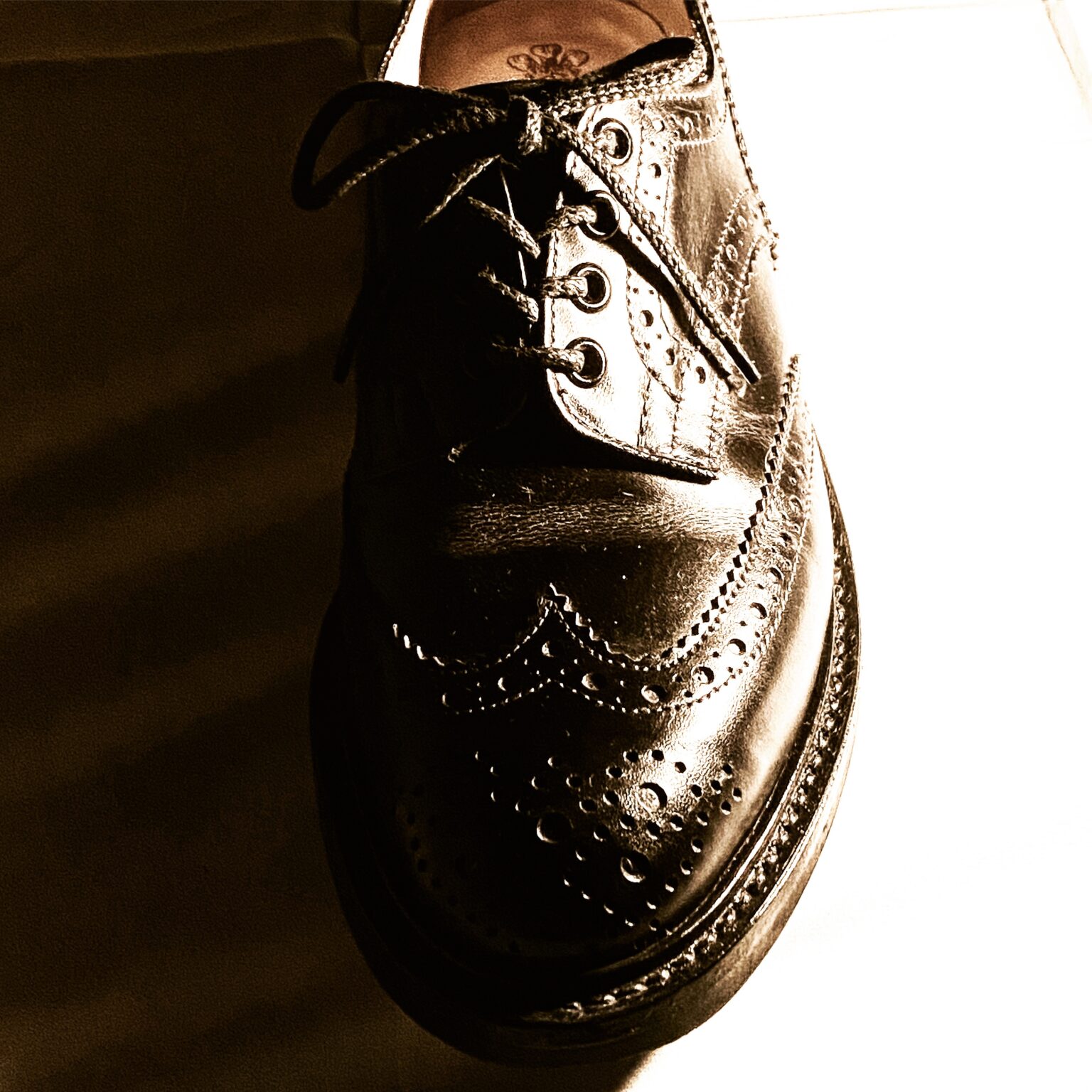 『トリッカーズ バートン』を1ヶ月間履いて確信したこと。 - エンタメ革靴ブログ