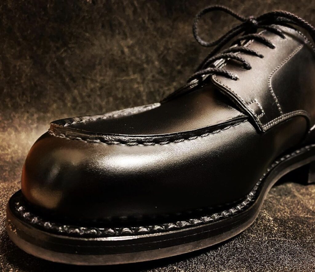 J.M.WESTON GOLF』の革が「キラキラ」している理由♪ - エンタメ革靴ブログ